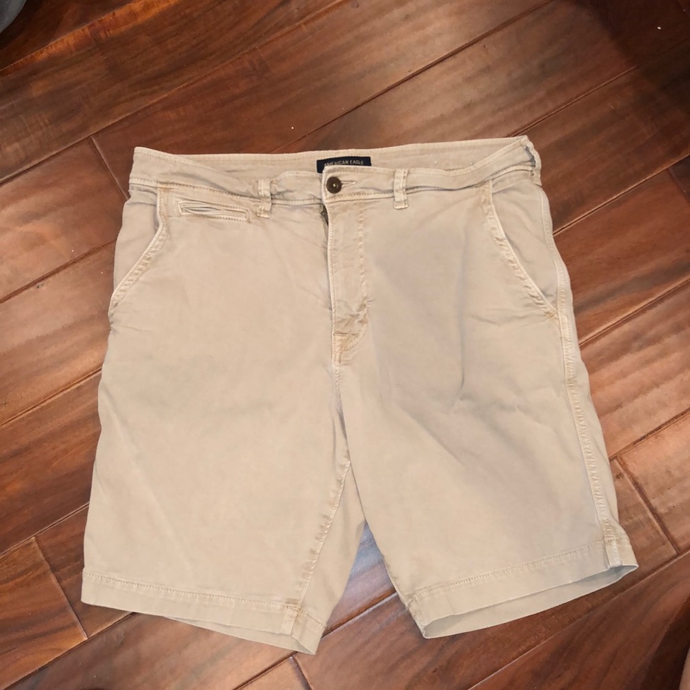 Light khaki shorts